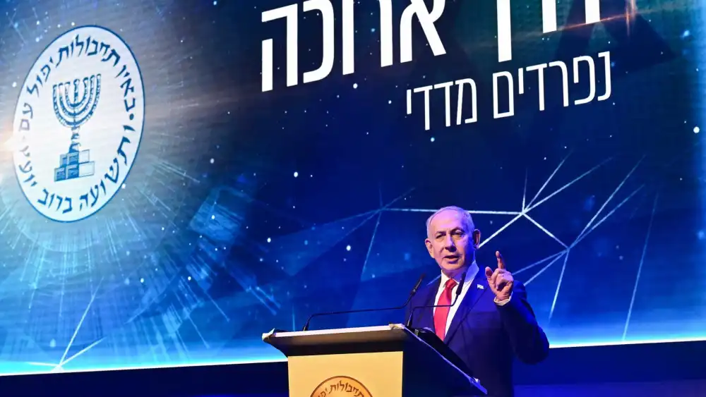 Israeli Prime Minister Benjamin Netanyahu speaks at a farewell ceremony for outgoing Mossad Director David Barnea, June 1, 2026. Photo by Koby Gideon/GPO.