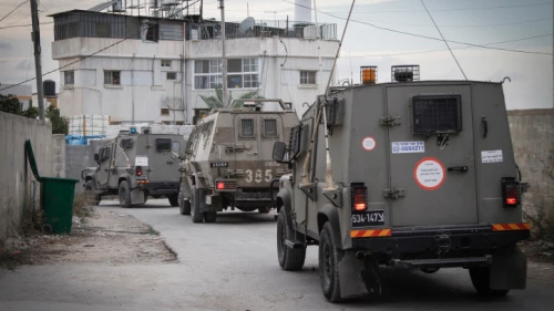 Israeli forces search for the terrorist who shot and killed two Israeli employees of the Barkan Industrial Park, combing the village of Shuweika near the Arab town of Tulkarm, on Oct. 7, 2018. Photo by Nasser Ishtayeh/Flash90.