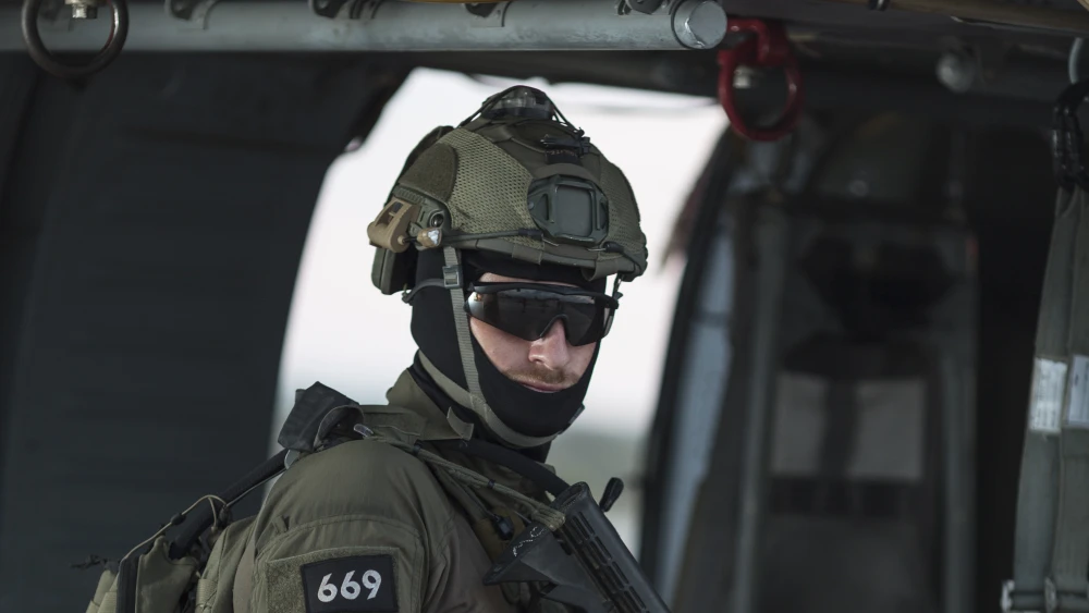 Guy M., Unit 669. Photo by Eli Atias.
