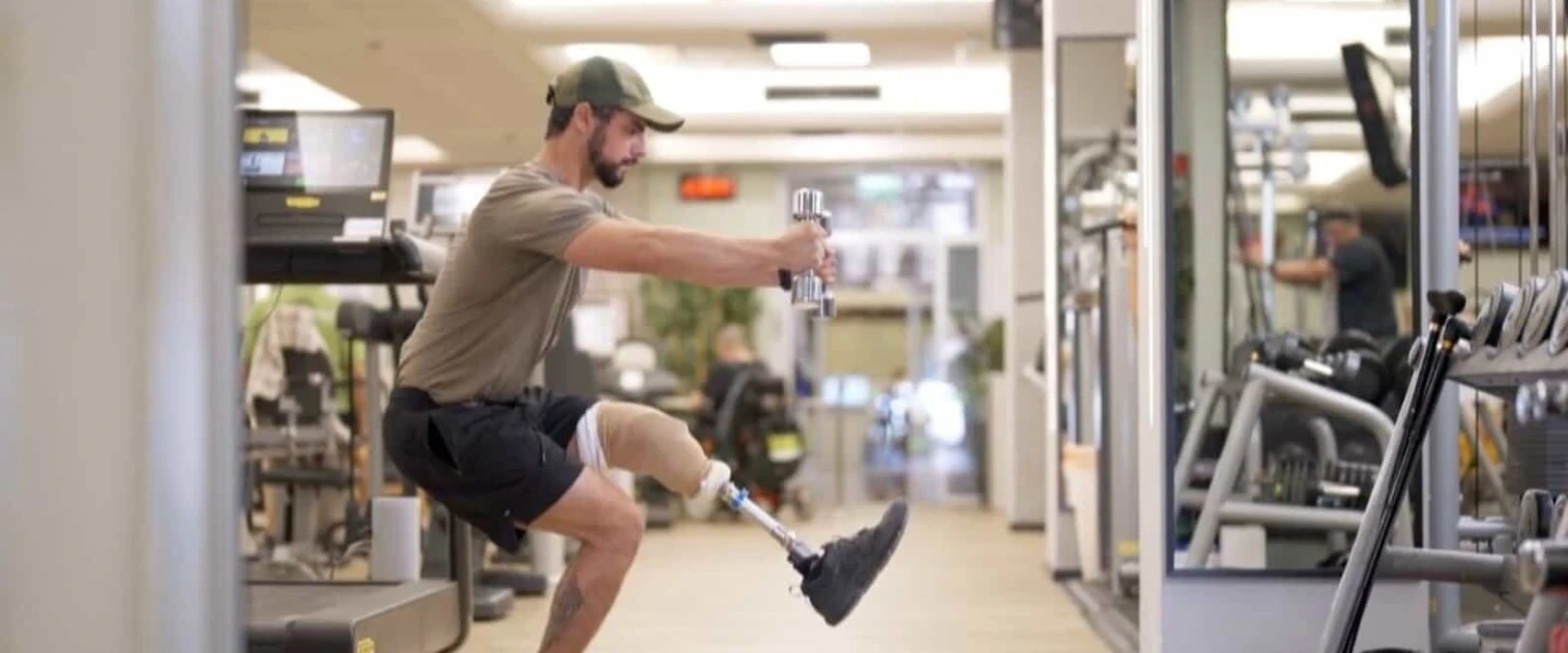 Israeli soldier Yoav Tzivoni, wounded in the Gaza Strip, acclimates to his prosthetic leg in the docuseries "Fighters." Credit: Courtesy of Izzy.