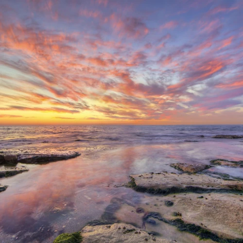 A romantic scene on a Nahariya beach. Photo by Noam Chen.
