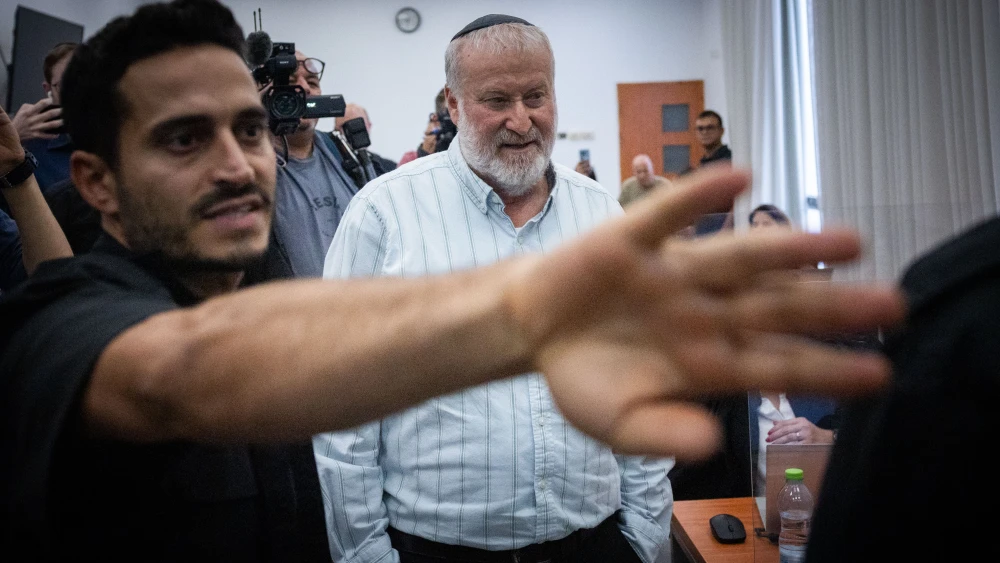 Former Israeli Attorney General Avichai Mandelblit arrives to testify in the corruption trial of Prime Minister Benjamin Netanyahu at the Jerusalem District Court, October 12, 2026. Photo by Yonatan Sindel/Flash90