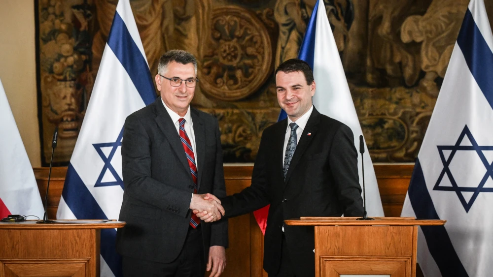 Czech Republic's Foreign Minister Petr Macinka, left, shakes hands with his Israeli counterpart Gideon Sa'ar at the end of their a joint press conference on May 20, 2026 in Prague, Czech Republic. Photo by Michal Cizek / AFP via Getty Images.