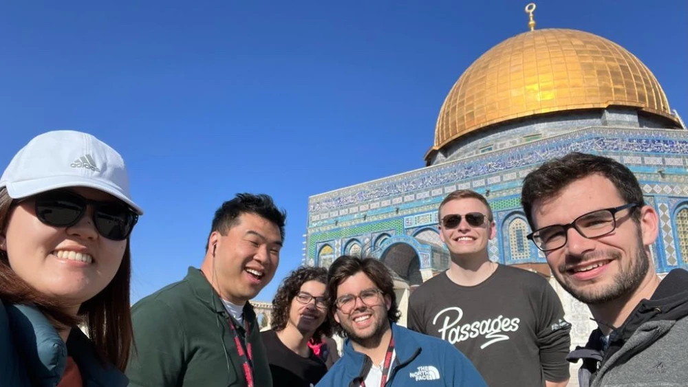 Christian college students from the U.S. touring Israel on a nine-day Passages visit the Temple Mount in Jerusalem this week. Courtesy of Passages.
