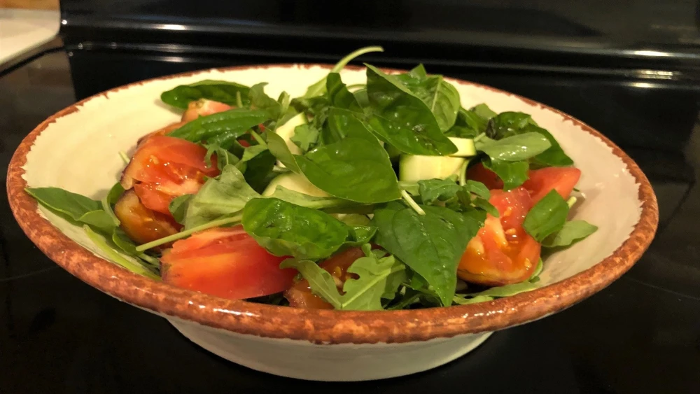 Simple salad. Photo by Ethel G. Hofman.