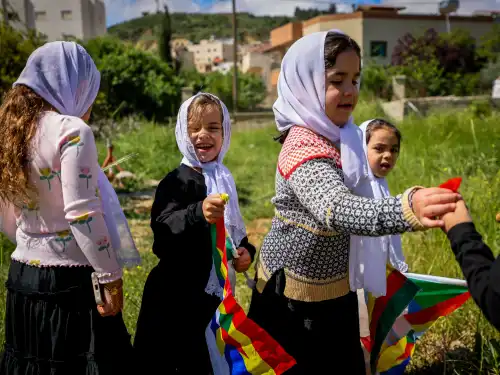 Druze from Syria enter Israel on the occasion of Nabi Shuaib's holiday, at Majdal Shams, April 25, 2025. Photo by Jamal Awad/Flash90.