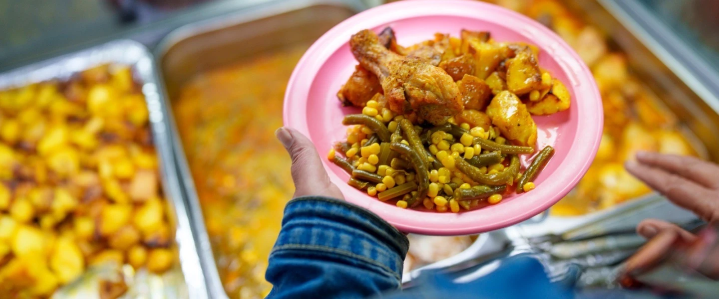 A meal is served at a Leket Israel nonprofit partner as part of the national food bank’s efforts to provide food to Israelis in need. Photo by Amir Yakoby.