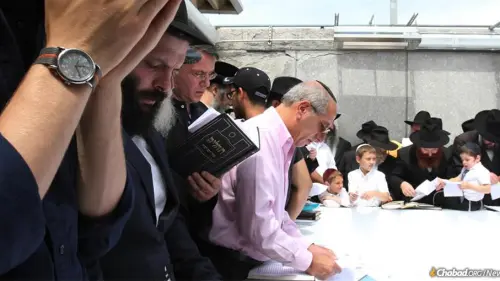 People from all walks of Jewish life, in communities large and small, are coming together to mark the 25th anniversary of the passing of the Lubavitcher Rebbe, Rabbi Menachem M. Schneerson, of righteous memory. Credit: Bentzi Sasson, Chabad.org/News.