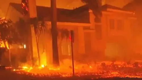 The worst wildfires in California history have spread throughout two areas in the state's north and south, Nov. 9, 2018. Credit: Chabad.org/News.