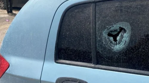 Palestinian terrorists open fire at Mevo Dotan in northern Samaria, causing damage to a vehicle at the entrance to the Jewish community. Source: Twitter.