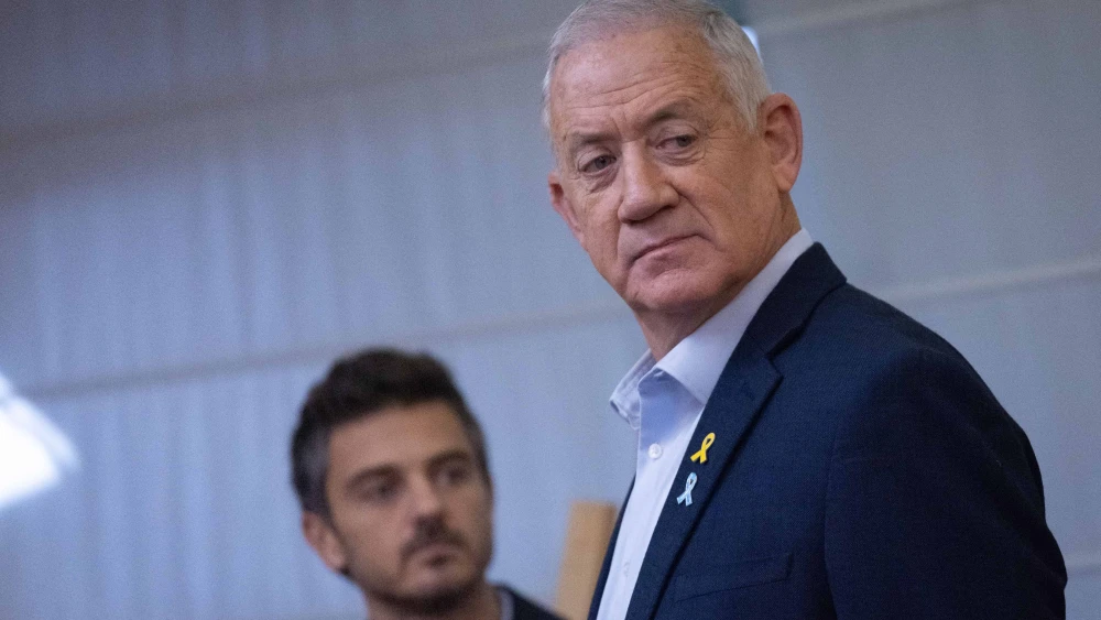 Blue and White Party leader Benny Gantz leads a faction meeting at the Knesset in Jerusalem on Dec. 29, 2025. Photo by Yonatan Sindel/Flash90.