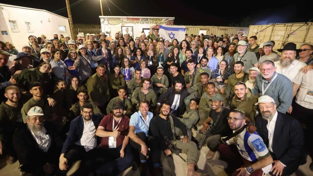 Chabad led the largest solidarity mission to Israel since the Hamas terrorist attacks in southern Israel on Oct. 7, April 2024. Credit: Courtesy.