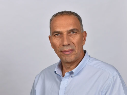 Eli Sharvit