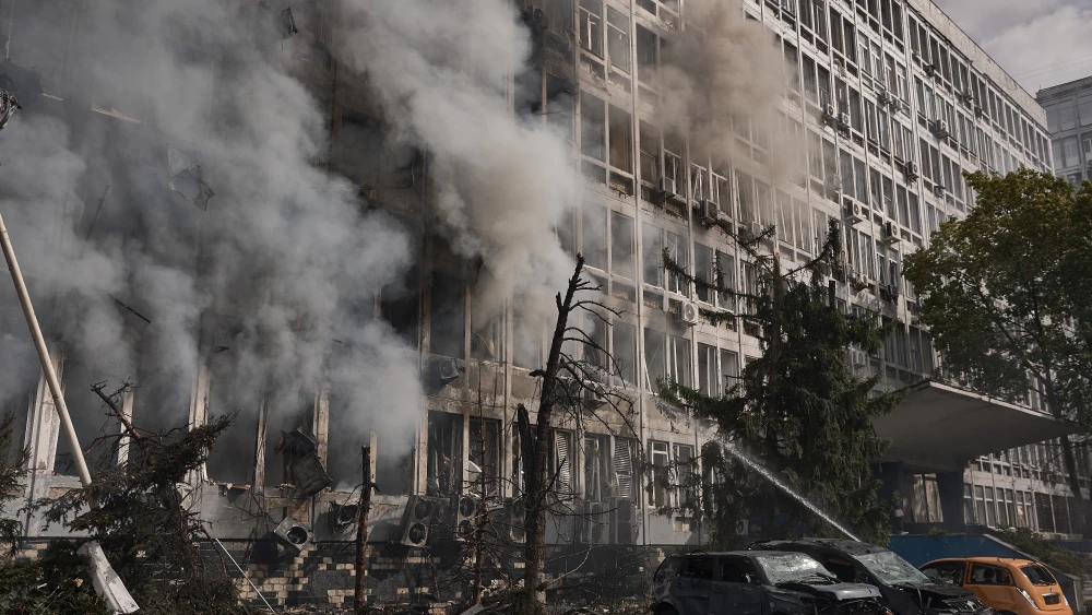 An office building in Kyiv's Solomianskyi district is damaged following a strike by a Russian Geran-5 jet-powered attack drone during an aerial attack on the Ukrainian capital on Sept. 23, 2026 in Kyiv, Ukraine. Photo by Kostiantyn Liberov/Libkos/Getty Images.