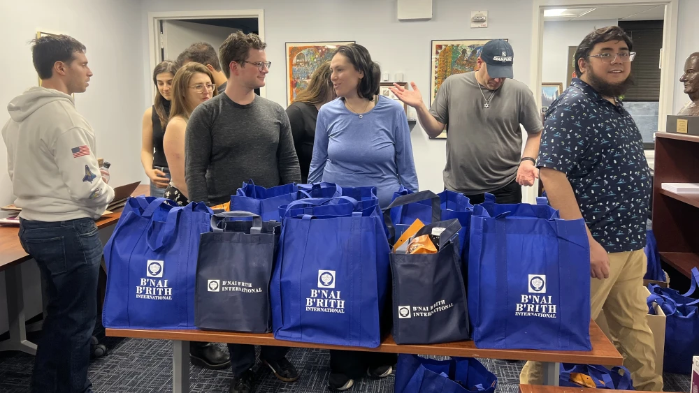 Donations Passover Holocaust survivors