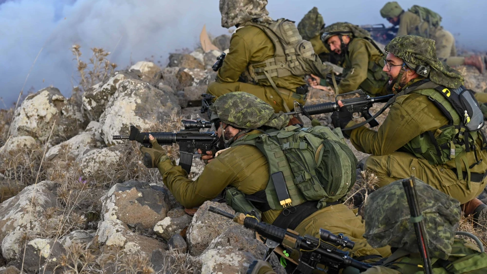 Israeli reserve soldiers train on the Golan Heights before heading to the Gaza border, Oct. 20, 2023. Photo by Michael Giladi/Flash90.