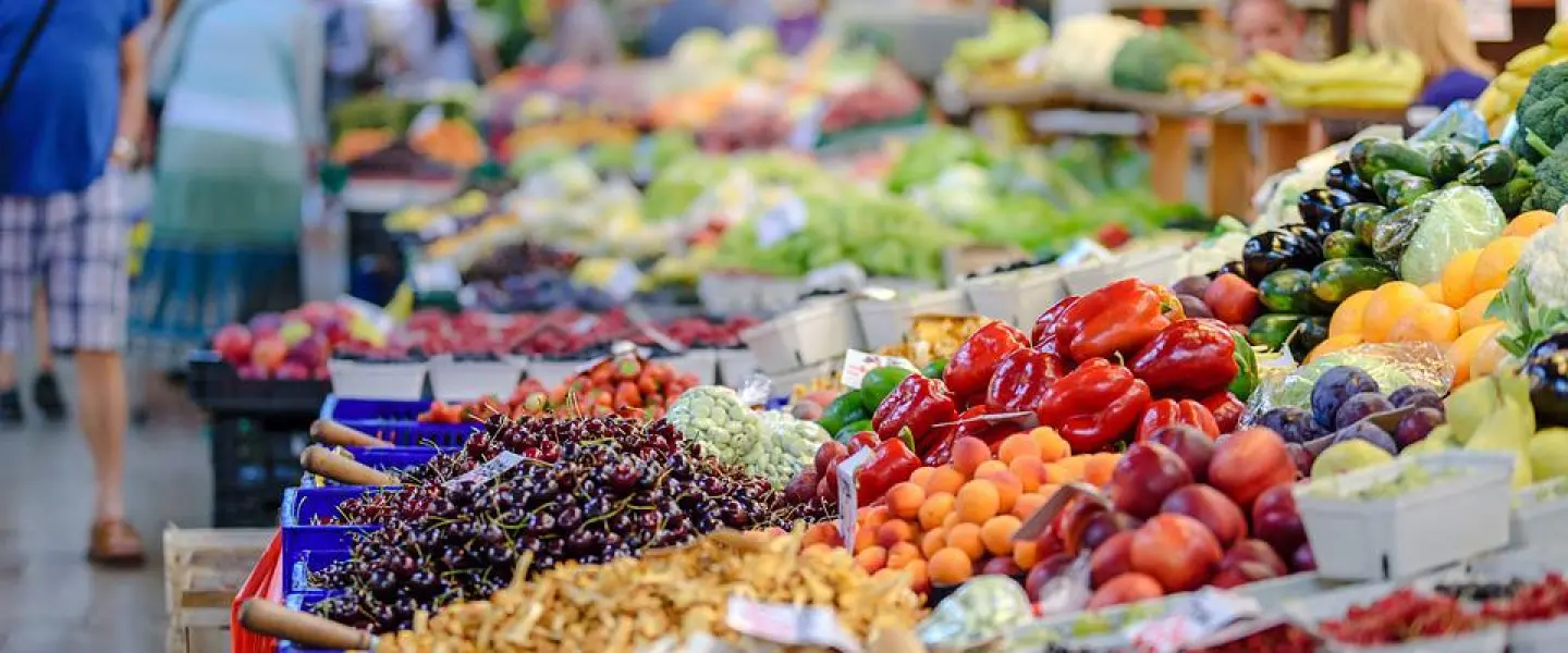 Farmers market. Credit: Pixabay.
