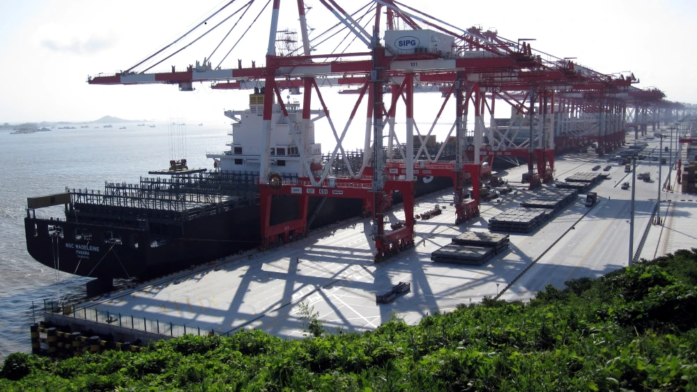 The Port of Shanghai. Credit: Wikimedia Commons.