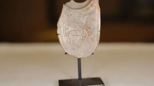 Part of an ancient Assyrian incense spoon recently handed over to the Palestinian Authority by U.S. officials. Source: Manhattan District Attorney's Office.