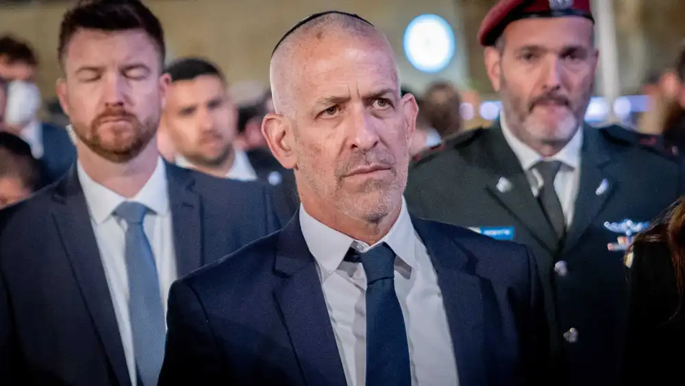 Israel Security Agency Director Ronen Bar attends a Memorial Day ceremony at the Western Wall, Judaism's holiest site, in Jerusalem's Old City, April 29, 2025. Photo by Chaim Goldberg/Flash90.