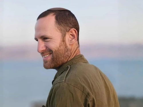IDF Master Sgt. (res.) Asael Babbad, 38, a father of five from Bnei Adam in the Binyamin region, who died from wounds sustained in battle in Rafah in October 2025. Source: @NoaMagid/X.