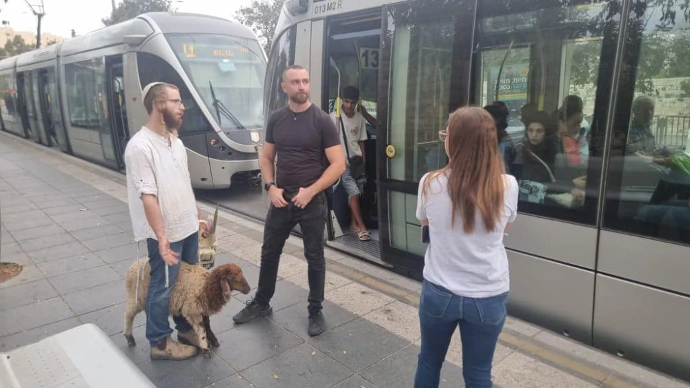 Yair Hanoch at a light rail station near the Old City of Jerusalem, shortly before he was arrested, Oct. 1, 2023. Photo by Kobi Natan/TPS.