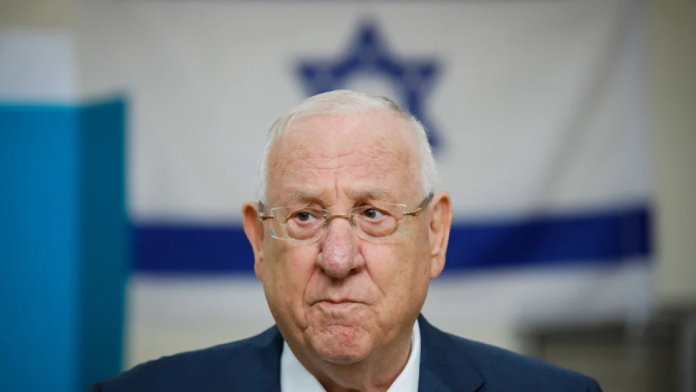 Israeli President Reuven Rivlin casts his ballot at a voting station in Jerusalem, during the Knesset elections, on March 2, 2020. Photo by Olivier Fitoussi/Flash90.