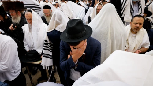 The Priestly Benediction at the Western Wall in Jerusalem's Old City, April 20, 2022. Photo by Olivier Fitoussi/Flash90.