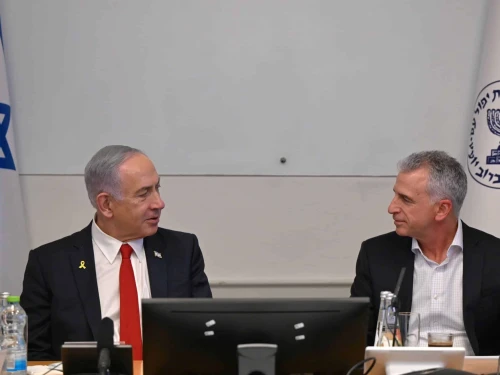 Israeli Prime Minister Benjamin Netanyahu with Mossad Director David Barnea at the spy agency's headquarters, July 2, 2025. Photo by Haim Zach/GPO.