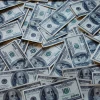 U.S. $100 bills. Credit: Wikimedia Commons.