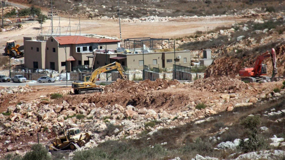 Construction near the Jewish community of Revava in Samaria, Sept. 28, 2010. Photo by Wagdi Ashtiyeh/Flash90.