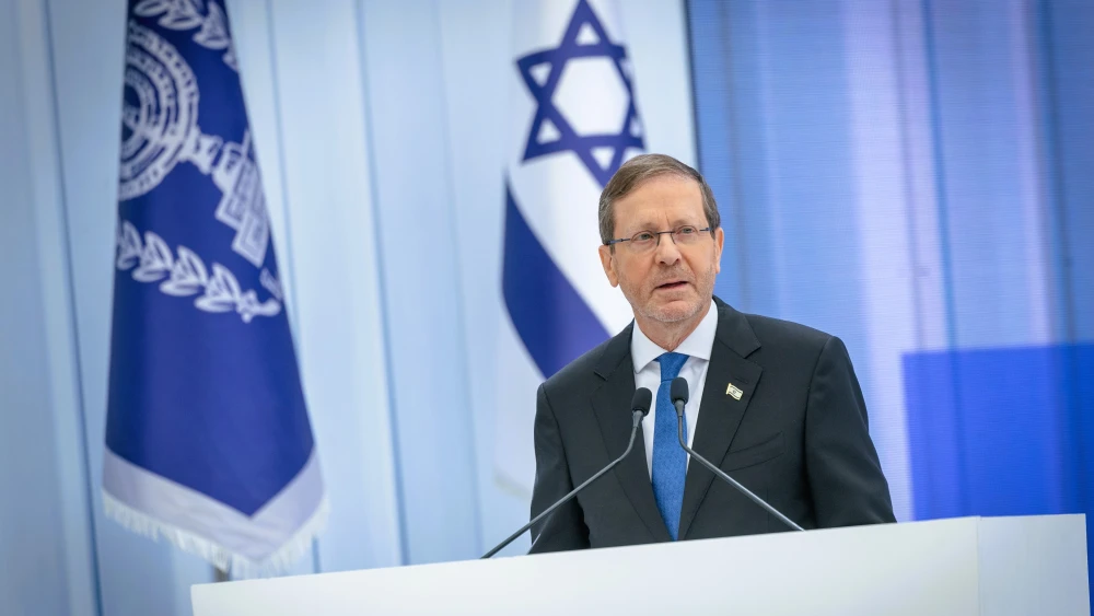 Israeli President Isaac Herzog attends an event for outstanding soldiers as part of Israel’s 78th Independence Day celebrations in Jerusalem on April 20, 2026. Photo by Chaim Goldberg/Flash90.