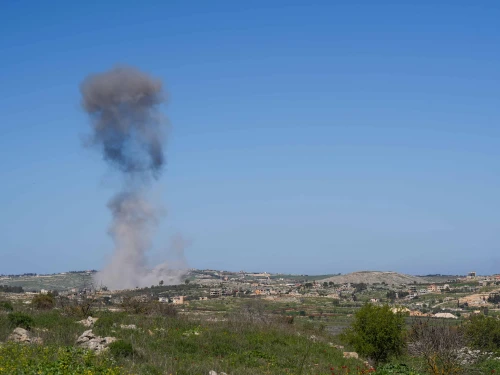 Smoke rises in Southern Lebanon following Israeli Air Force strikes, as seen from the Israeli side of the border, March 3, 2026. Photo by Ayal Margolin/Flash90.