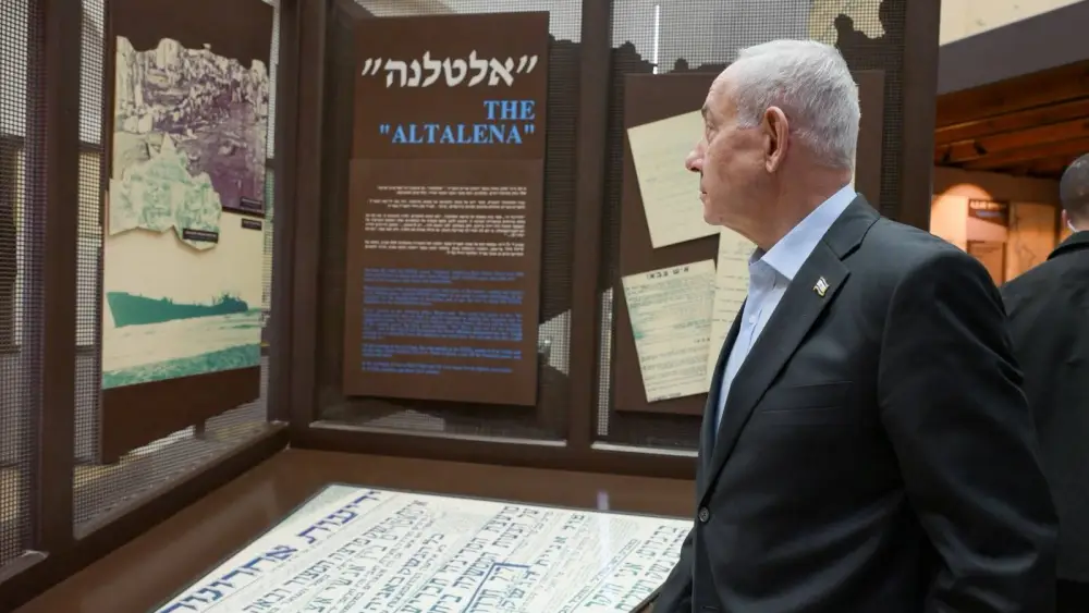 Israeli Prime Minister Benjamin Netanyahu visits the Etzel Museum in Tel Aviv on Aug. 24, 2026, on the day the “Altalena” ship was found off Israel’s coast. Credit: Ma’ayan Toaf/GPO.