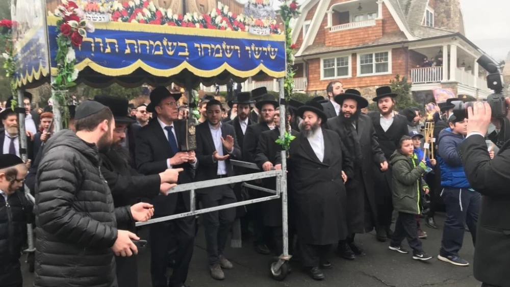 Members of the Jewish community in Monsey, N.Y., show solidarity following an anti-Semitic attack on Dec. 28, 2019. Source: Screenshot.