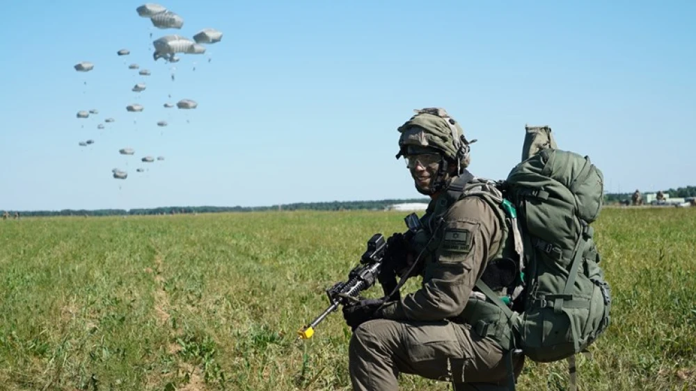 Israel Defense Forces paratroopers training in Poland. Credit: IDF Spokespersons Unit.