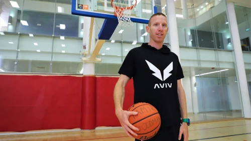 Former professional basketball player Tamir Goodman started a company that makes antimicrobial and moisture-wicking basketball nets to benefit the quality of performance for players, in addition to their well-being. Credit: Tamir/Aviv.