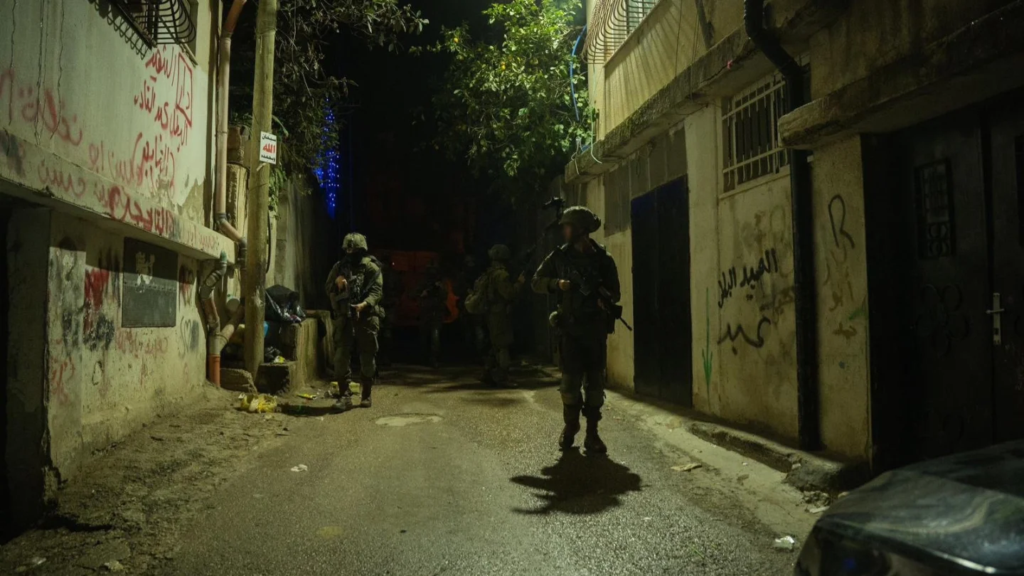WATCH: IDF arrests two bomb makers in Judea and Samaria raid