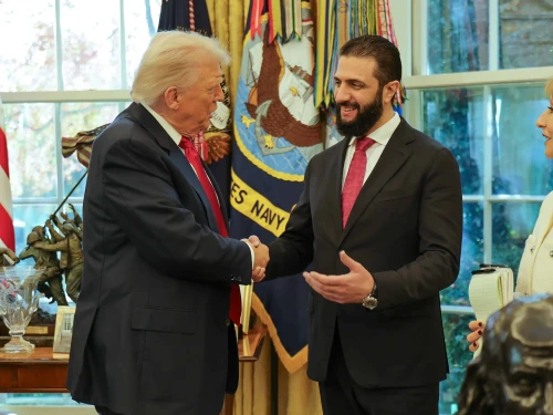 U.S. President Donald Trump welcomes Syrian President Ahmed al-Sharaa to the White House in Washington on Nov. 10, 2025. Source: @SyPresidency/X.