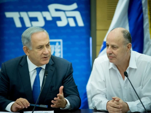Israeli Prime Minister Benjamin Netanyahu with Knesset member Tzachi Hanegbi at the Knesset, March 28, 2016. Photo by Yonatan Sindel/Flash90.