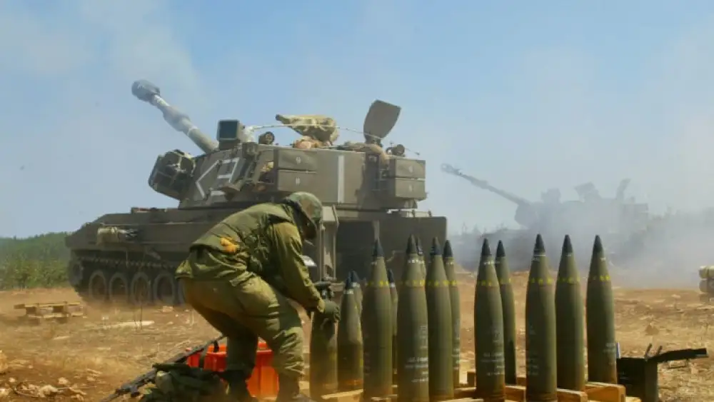 Israeli Artillery Fire Towards Hezbollah Targets in Southern Lebanon