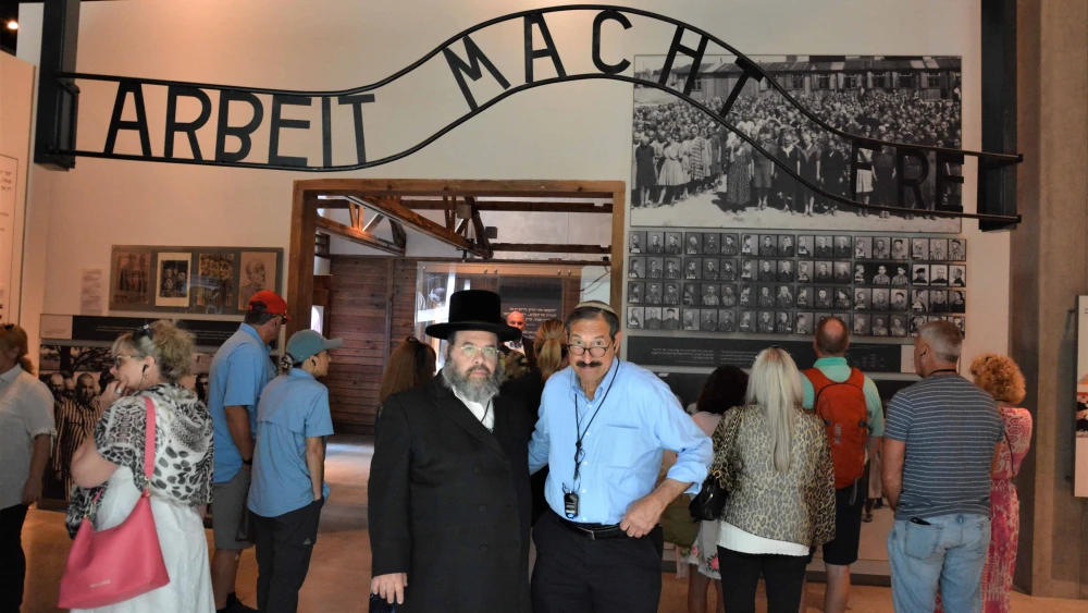 Executive director of the Yad Vashem Israel Heritage Project Rabbi David Katz with executive vice president Dr. Joseph Frager, August 2023. Credit: Courtesy.