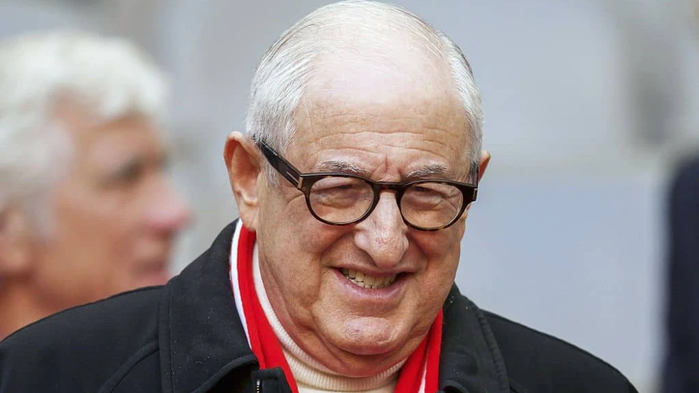 Salo Muller attends the Dutch Eredivisie match between Ajax Amsterdam and PEC Zwolle at the Amsterdam Arena in the Netherlands, April 2016. Photo by VI Images via Getty Images.