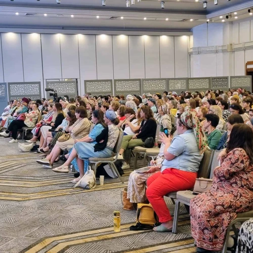 More than 500 women gathered for OneFamily's Women’s Empowerment Symposium on July 30, 2025. Photo by Sharon Altshul.