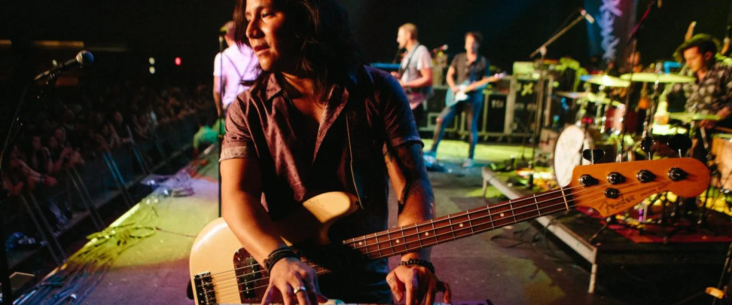 American Authors bassist Dave Rublin performing onstage. Credit: Twitter.