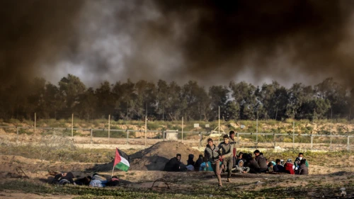 Young protesters in the Gaza Strip take part in the continued “March of Return” riots near the Israeli-Gaza border on March 22, 2019. Photo by Abed Rahim Khatib/Flash90.