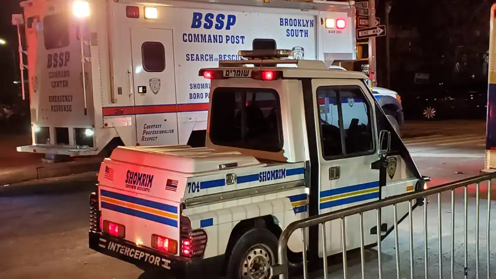 Shomrim emergency vehicles. Source: Williamsburg Shomrim via Twitter.