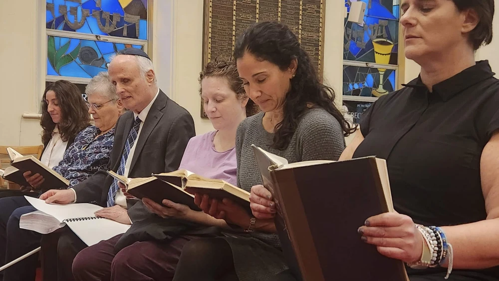 Large print prayer books are among JBI Library's offerings for the upcoming High Holy Days. Credit: Courtesy.