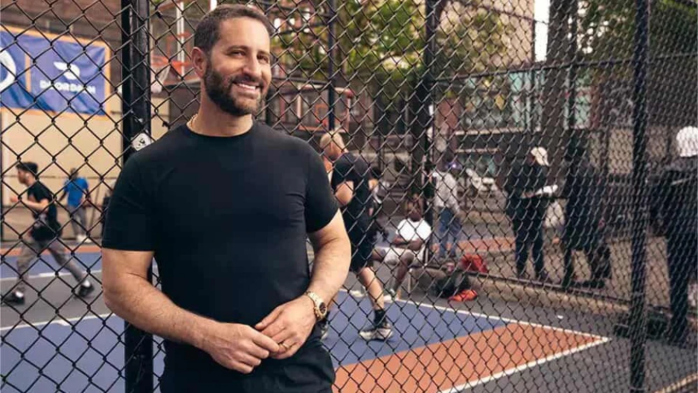 "When I stepped on stage, I saw how desperately they needed that 90 minutes of laughter and release." Photo by Ohad Kab.