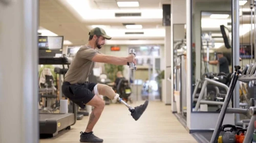 Israeli soldier Yoav Tzivoni, wounded in the Gaza Strip, acclimates to his prosthetic leg in the docuseries "Fighters." Credit: Courtesy of Izzy.